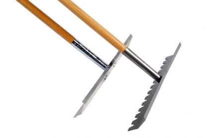 Concrete trowels