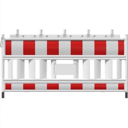 Protective fence without bulb adapters 